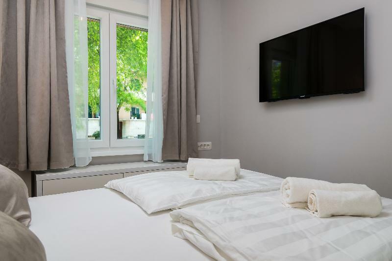 Piano Suites Split Buitenkant foto